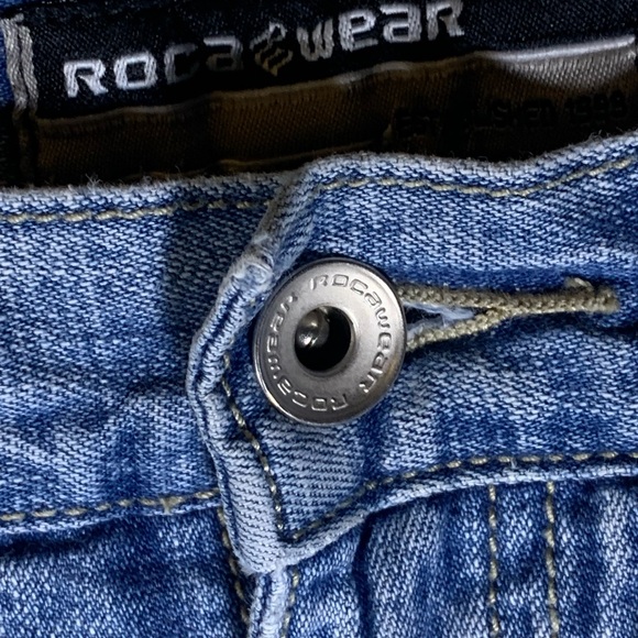 ❌SOLD❌ Y2K rocawear jeans - Picture 3 of 12